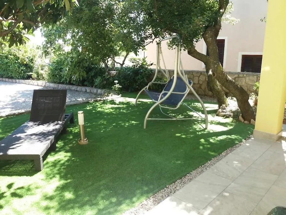 Apartman 1 Apartment Omisalj