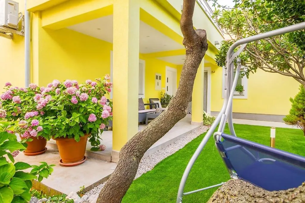 Apartman 1 Apartment Omisalj Croatia